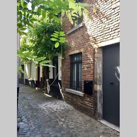 En Plein Coeur De Bruxelles. Superbe Duplex.A Voir! Exteriör bild
